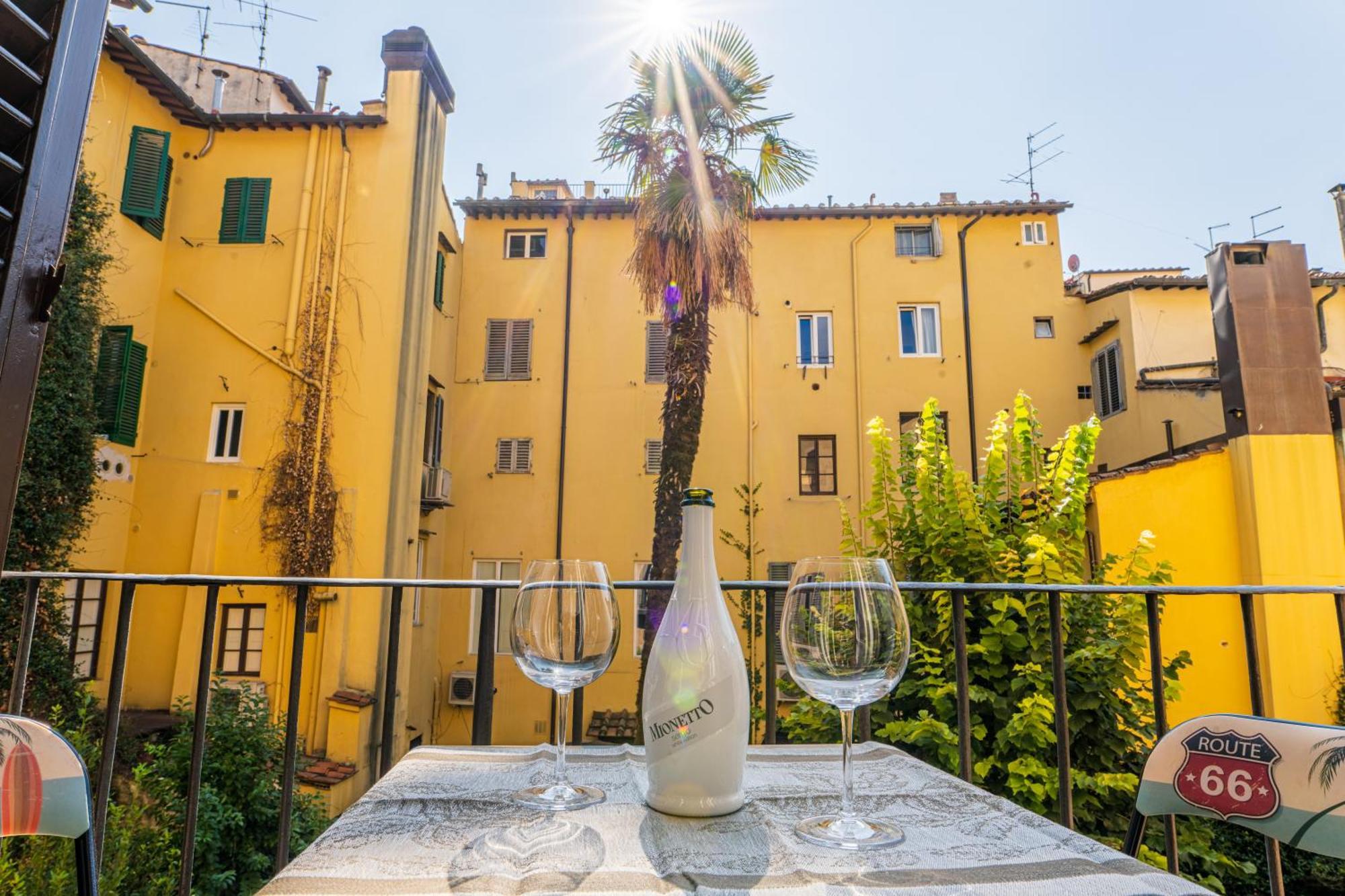 Pepi House In Santa Croce Apartment ฟลอเรนซ์ ภายนอก รูปภาพ